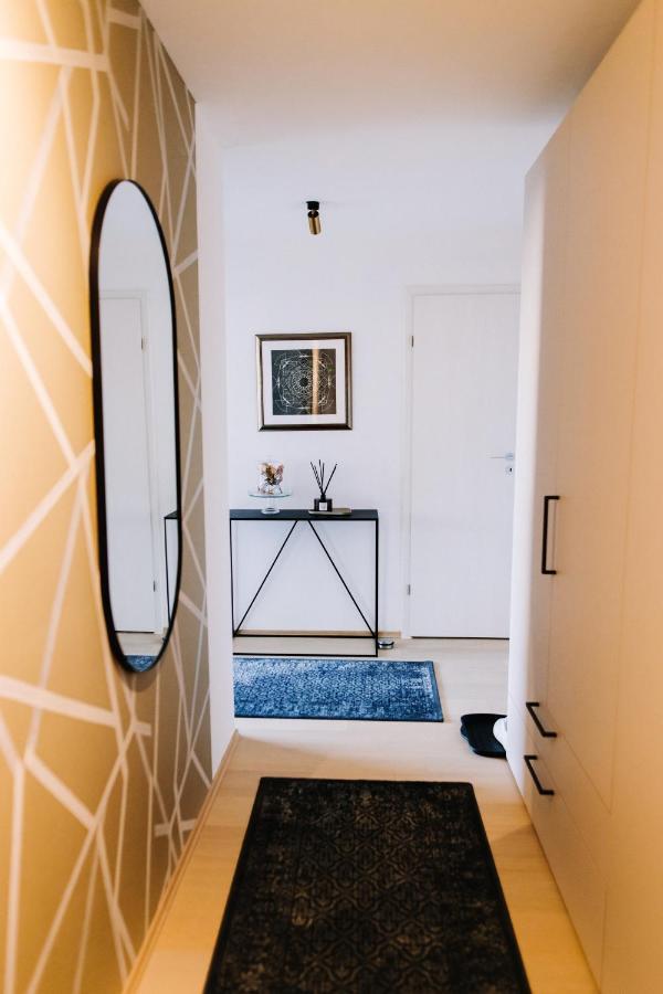 Design Apartman - Free Parking セゲド エクステリア 写真